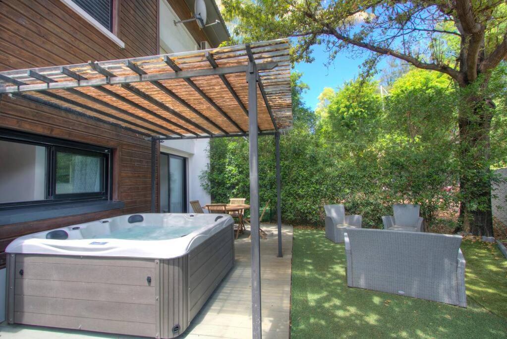Le Grand Bleu - Jacuzzi - Apt La Saline Les Bains Exterior photo